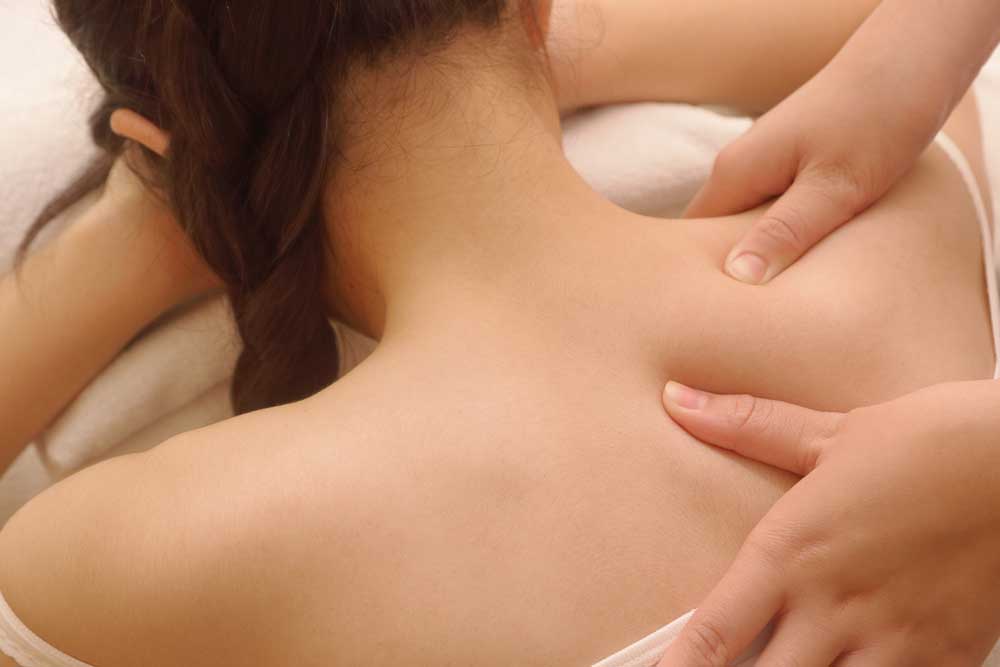Massage Therapy 
[dm-section][dm-half class=